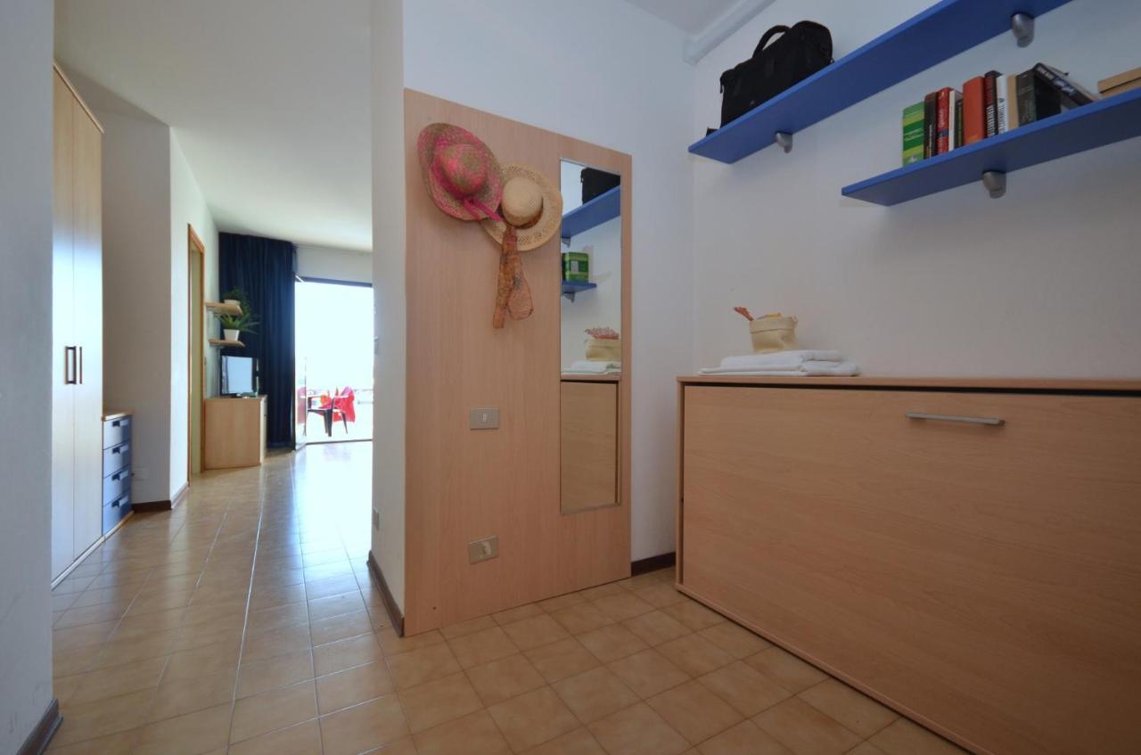 Residenza Olimpo Apartment Линяно Сабиадоро Екстериор снимка