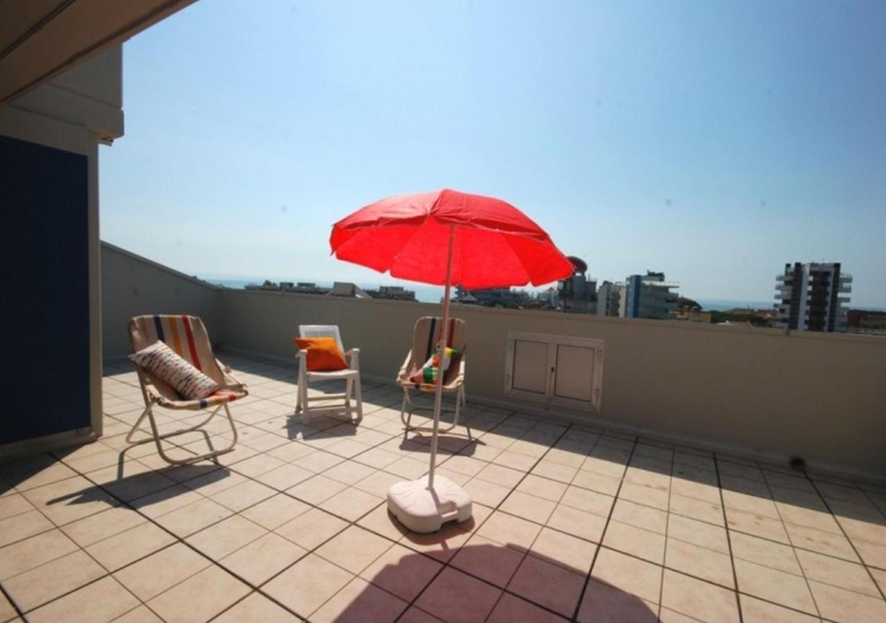 Residenza Olimpo Apartment Линяно Сабиадоро Екстериор снимка