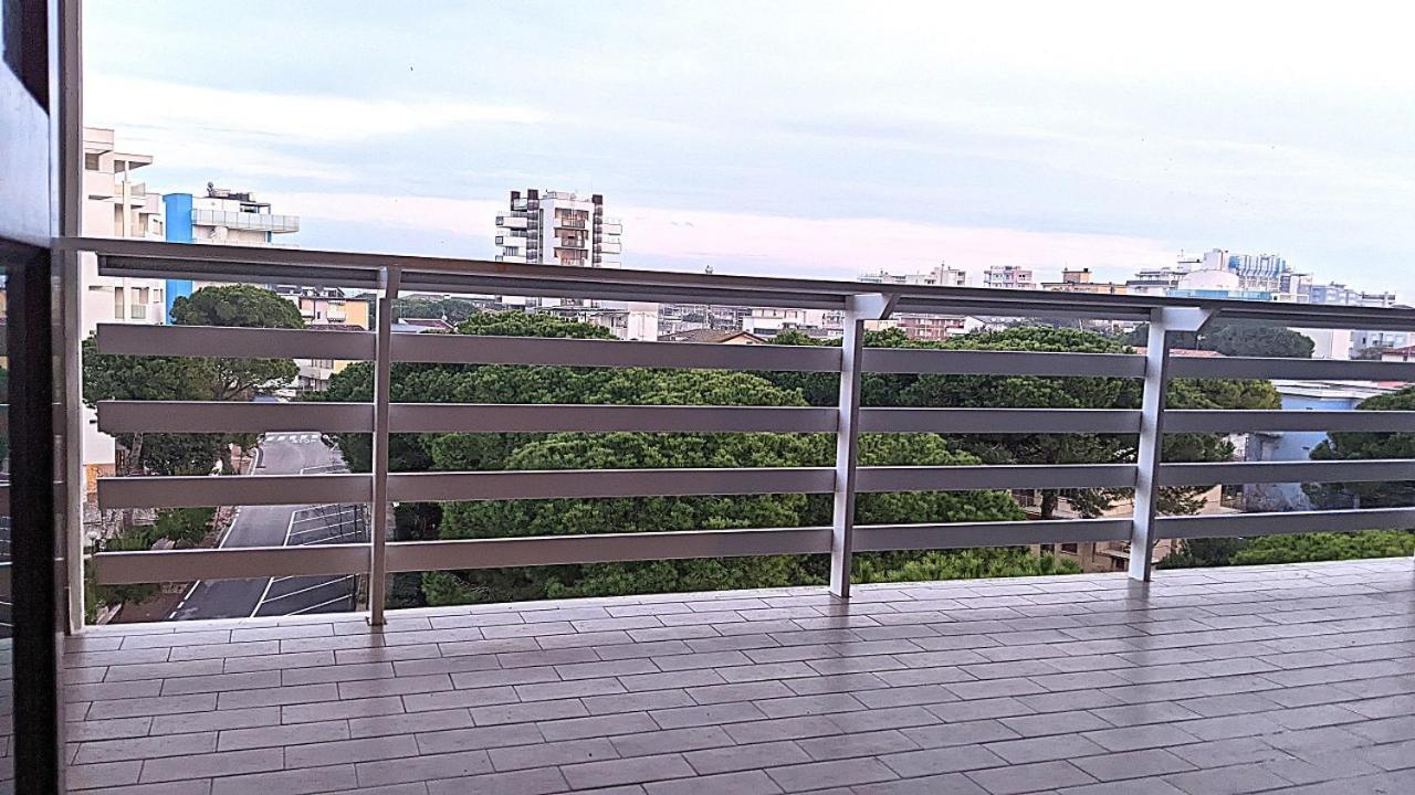Residenza Olimpo Apartment Линяно Сабиадоро Екстериор снимка